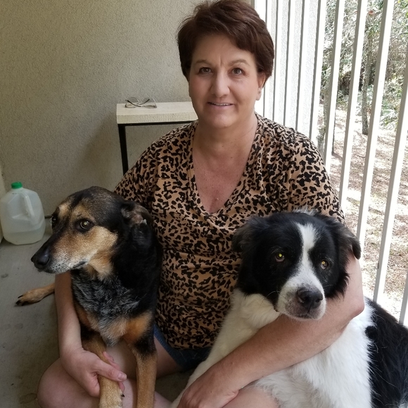 Meet your Posher, Stephanie - Picture 1 of 1